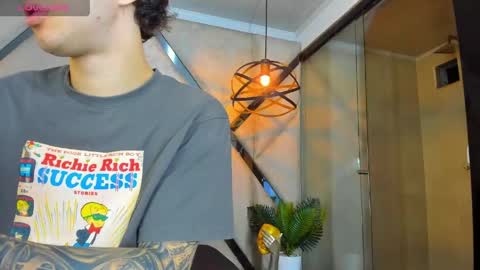 Manuel online show from 04/16/26, 04:13