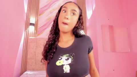 Manu Isaza online show from 05/31/26, 02:57
