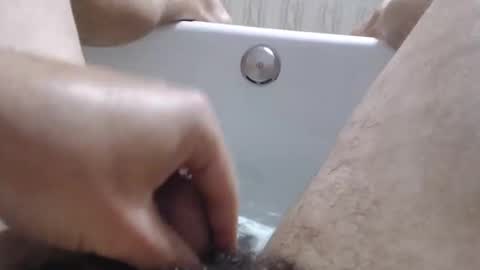 Snapshot of manumanu8585 chatting on 11/28/25, 06:10 manumanu8585 online show from 11/28/25, 06:10