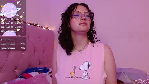 Snapshot of manumeow_ chatting on 12/17/24, 10:11 Manu online show from 12/17/24, 10:11