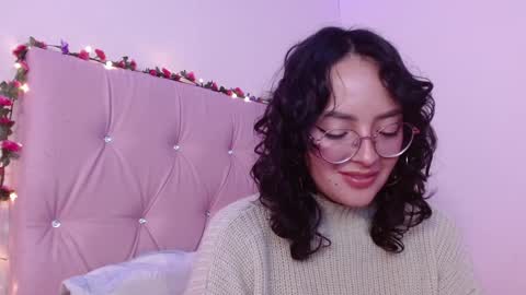 Snapshot of manumeow_ chatting on 01/12/25, 01:21 Manu online show from 01/12/25, 01:21