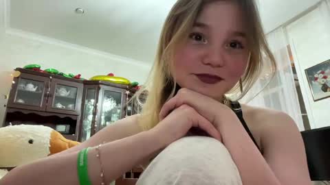 Emma online show from 05/30/26, 04:59