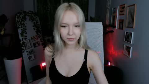 Maoqi online show from 04/01/26, 11:00