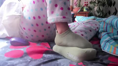 Snapshot of mapu_01 chatting on 09/12/25, 02:50 Maria IG M APS01 online show from 09/12/25, 02:50