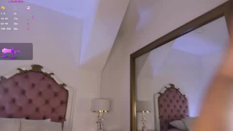 Mara online show from 10/24/25, 04:20