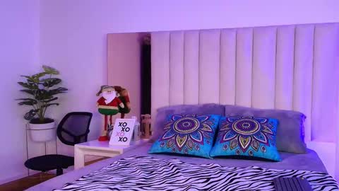 Mara online show from 11/26/25, 07:59