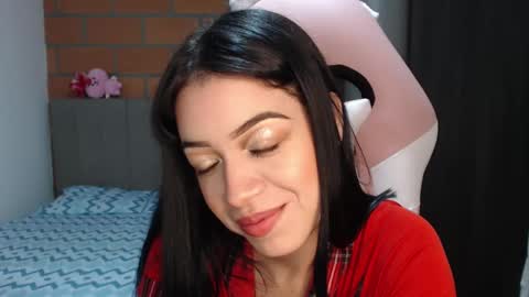 Snapshot of maraa_09 chatting on 01/20/25, 02:53 Marcela independent online show from 01/20/25, 02:53