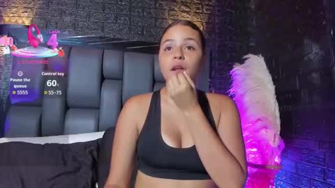 Snapshot of maraa_rivera chatting on 10/26/25, 07:09 maraa_rivera online show from 10/26/25, 07:09