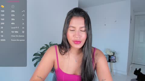 Snapshot of maragirl chatting on 12/29/24, 10:14 Mara online show from 12/29/24, 10:14