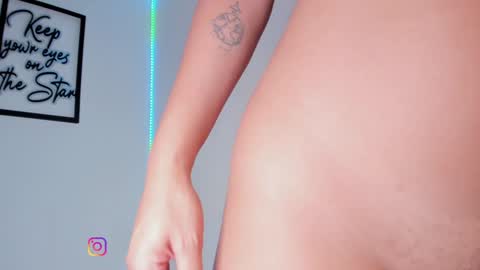 Snapshot of maragirl chatting on 02/04/25, 02:39 Mara online show from 02/04/25, 02:39