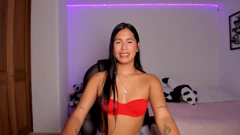 Snapshot of maragirl chatting on 11/27/25, 11:07 Mara online show from 11/27/25, 11:07