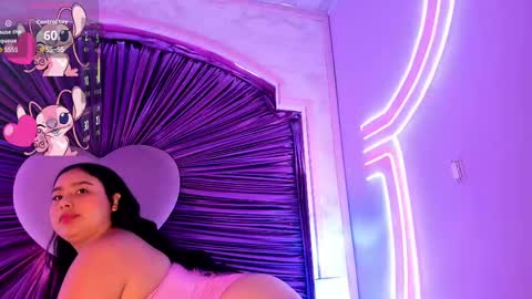 maralinette22 online show from 09/21/25, 11:34