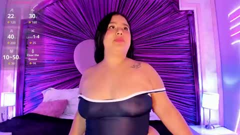 maralinette22 online show from 10/02/25, 10:44