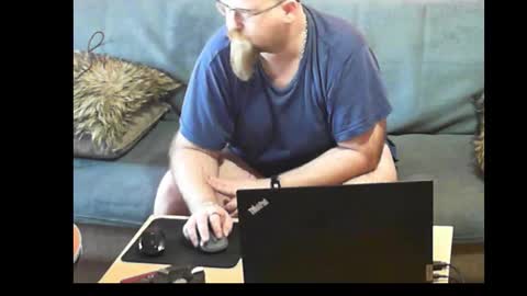 Snapshot of maraoles2 chatting on 12/18/25, 08:42 Maraoles online show from 12/18/25, 08:42