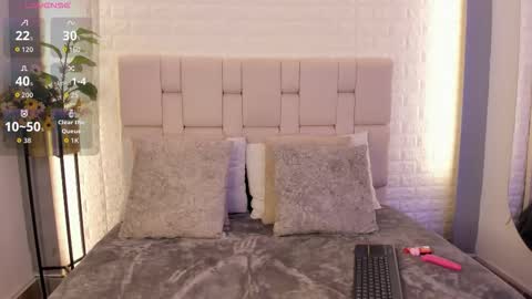 Mara online show from 02/25/26, 04:44