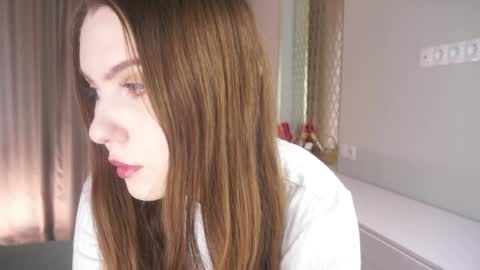 Sofia online show from 05/27/26, 06:43