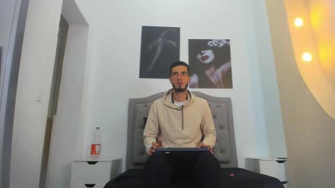 Marc Ruffalo online show from 03/12/26, 11:49