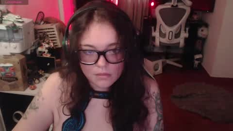 marcela2101s online show from 05/25/26, 07:31