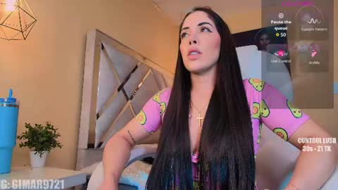 Snapshot of marcela_davila1 chatting on 07/18/26, 01:43 Marcela online show from 07/18/26, 01:43