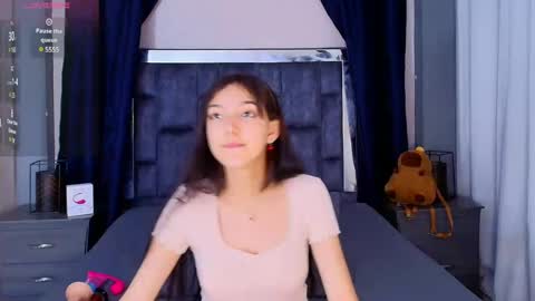 Snapshot of marcelaa_fox chatting on 01/24/25, 08:22 Marcela online show from 01/24/25, 08:22