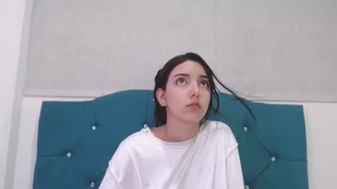 Snapshot of marcelaa_fox chatting on 09/16/25, 08:26 Marcela online show from 09/16/25, 08:26