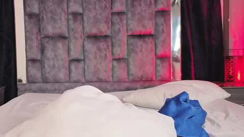 Snapshot of marcelaa_fox chatting on 11/20/25, 09:31 Marcela online show from 11/20/25, 09:31