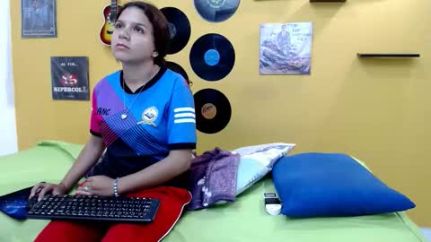 marcelasweet457 online show from 02/25/26, 08:24