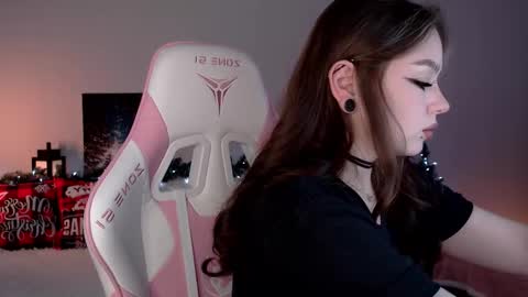 Lady Marceline online show from 11/26/25, 10:05