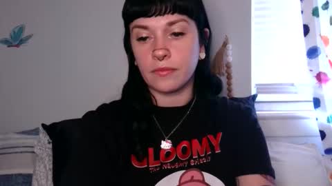 Snapshot of marcelinealtaria chatting on 12/17/25, 02:45 MarcelineAltaria online show from 12/17/25, 02:45