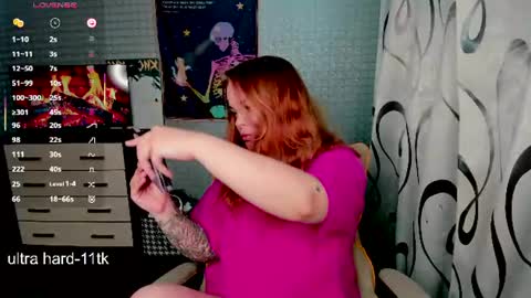 Snapshot of marcelinepeach chatting on 06/16/26, 01:03 Sara online show from 06/16/26, 01:03