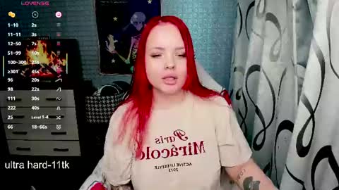 Snapshot of marcelinepeach chatting on 06/27/26, 10:31 Sara online show from 06/27/26, 10:31