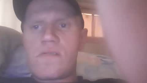 Snapshot of marcin8877 chatting on 10/19/25, 09:32 Marcin online show from 10/19/25, 09:32