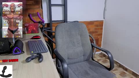 Marck  Independent model  online show from 04/08/26, 02:00