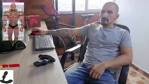 Snapshot of marckmuscle chatting on 06/04/26, 10:05 Marck Independent model online show from 06/04/26, 10:05