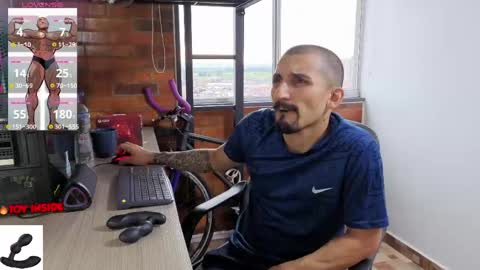 Snapshot of marckmuscle chatting on 06/09/26, 10:43 Marck Independent model online show from 06/09/26, 10:43