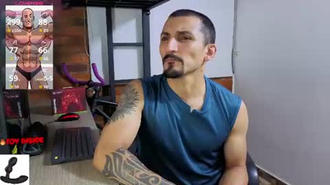 Snapshot of marckmuscle chatting on 06/25/26, 05:12 Marck Independent model online show from 06/25/26, 05:12