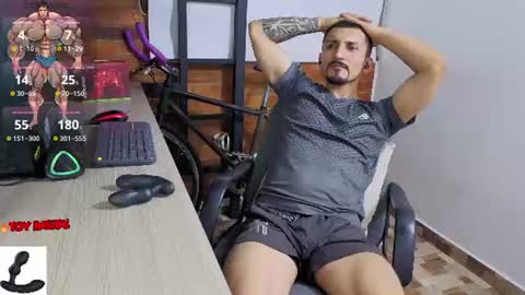 Snapshot of marckmuscle chatting on 07/17/26, 12:50 Marck Independent model online show from 07/17/26, 12:50