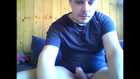 marco1998ig online show from 04/23/26, 08:35
