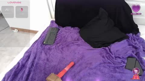 silas online show from 02/06/25, 11:54