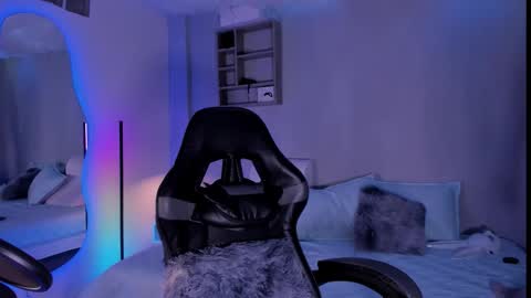 Marco Sullivan online show from 11/12/25, 01:22