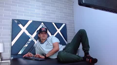 marcus hans online show from 10/10/25, 12:26