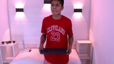 marcus hans online show from 10/23/25, 12:54