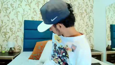 marcus_jeron online show from 11/17/25, 08:36