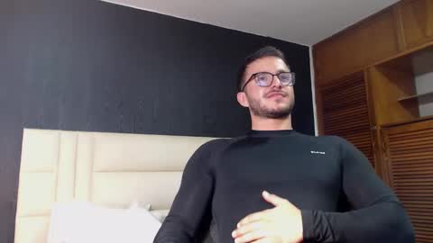 marcus_lafourt online show from 01/04/25, 11:27