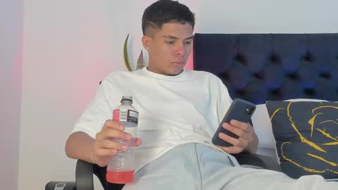 marcus_moreno online show from 03/22/26, 07:17