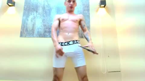 Snapshot of marcus_smithh chatting on 10/08/25, 10:18 marcus_smithh online show from 10/08/25, 10:18