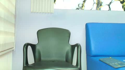 Snapshot of marcus_smithh chatting on 11/12/25, 05:08 marcus_smithh online show from 11/12/25, 05:08