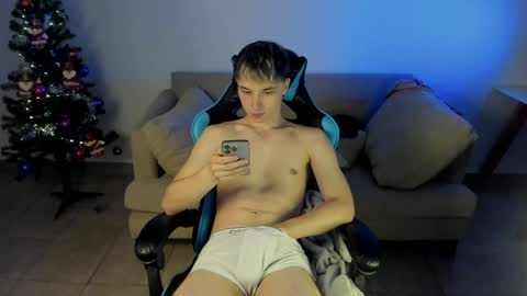 Snapshot of marcussmit chatting on 12/11/24, 10:38 Marcus online show from 12/11/24, 10:38