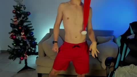 Snapshot of marcussmit chatting on 12/24/24, 10:39 Marcus online show from 12/24/24, 10:39