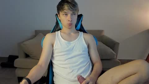 Snapshot of marcussmit chatting on 02/01/25, 05:58 Marcus online show from 02/01/25, 05:58